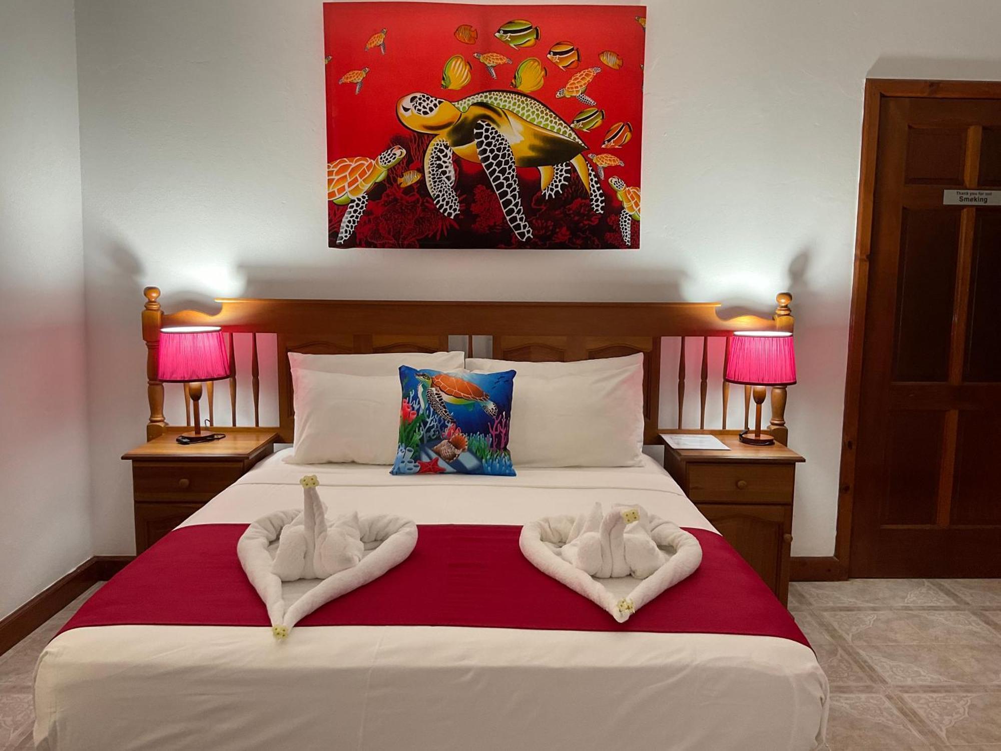 אנס לזיו Le Chevalier Bay Guesthouse מראה חיצוני תמונה