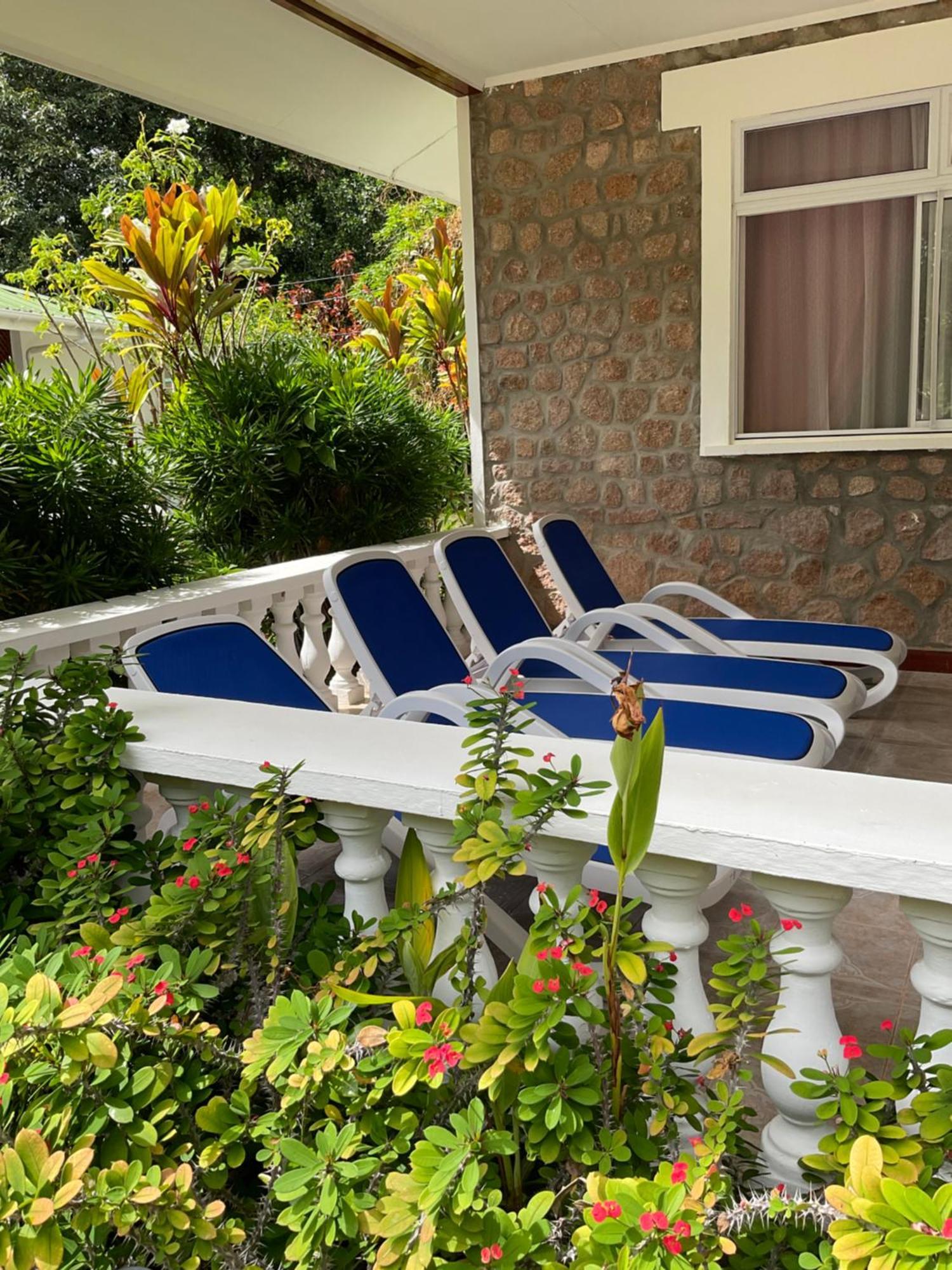 אנס לזיו Le Chevalier Bay Guesthouse מראה חיצוני תמונה